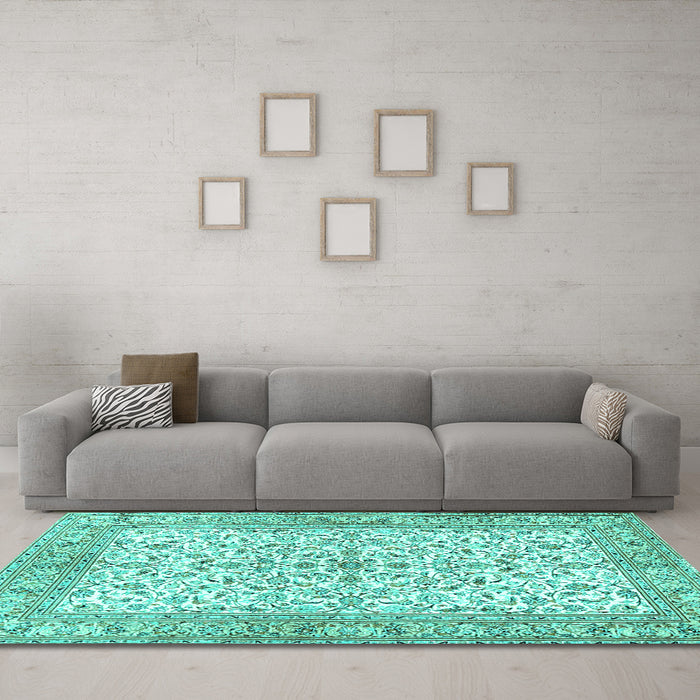 Machine Washable Persian Turquoise Traditional Area Rugs in a Living Room,, wshtr3182turq