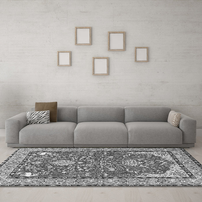 Machine Washable Animal Gray Traditional Rug in a Living Room,, wshtr3183gry
