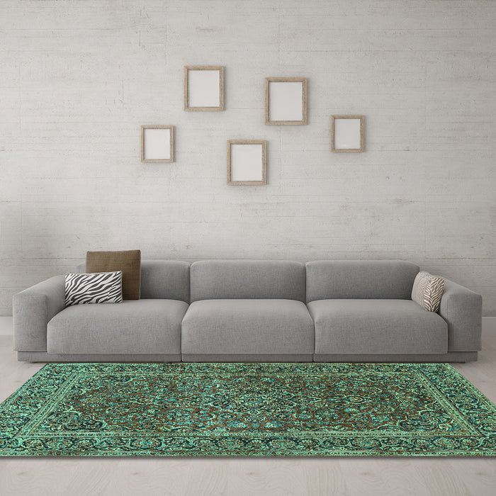 Machine Washable Persian Turquoise Traditional Area Rugs in a Living Room,, wshtr3185turq