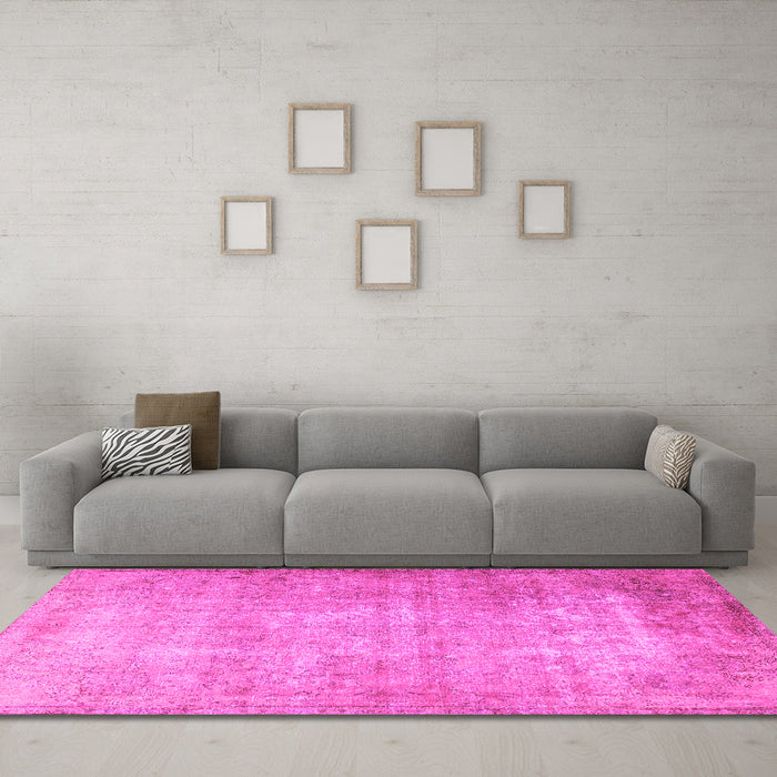Machine Washable Persian Pink Traditional Rug in a Living Room, wshtr3189pnk