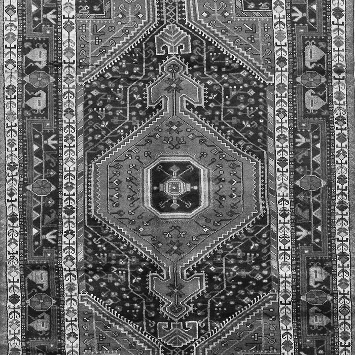 Serging Thickness of Machine Washable Persian Gray Traditional Rug, wshtr318gry