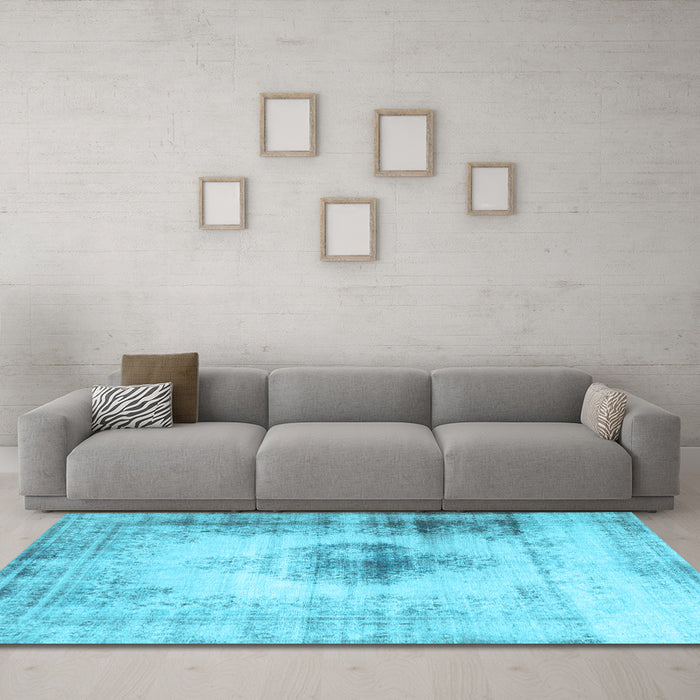 Machine Washable Persian Light Blue Traditional Rug in a Living Room, wshtr3190lblu