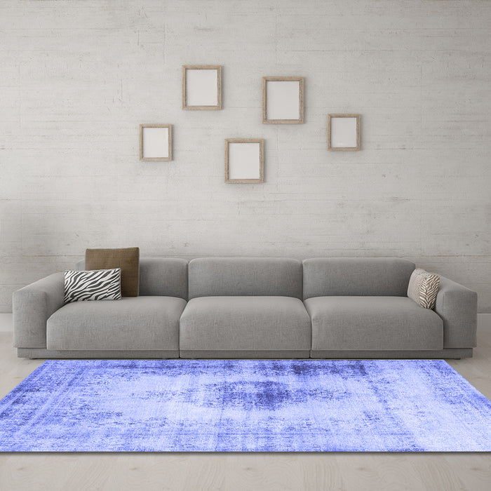 Machine Washable Persian Blue Traditional Rug in a Living Room, wshtr3190blu