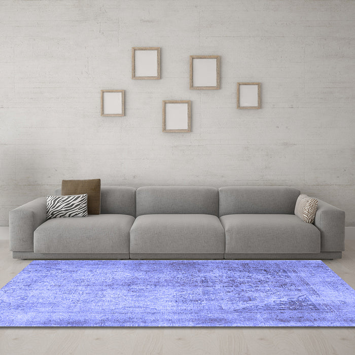 Machine Washable Persian Blue Traditional Rug in a Living Room, wshtr3191blu