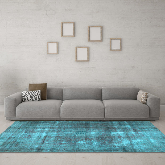Machine Washable Persian Light Blue Traditional Rug in a Living Room, wshtr3195lblu