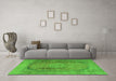 Machine Washable Persian Green Traditional Area Rugs in a Living Room,, wshtr3196grn