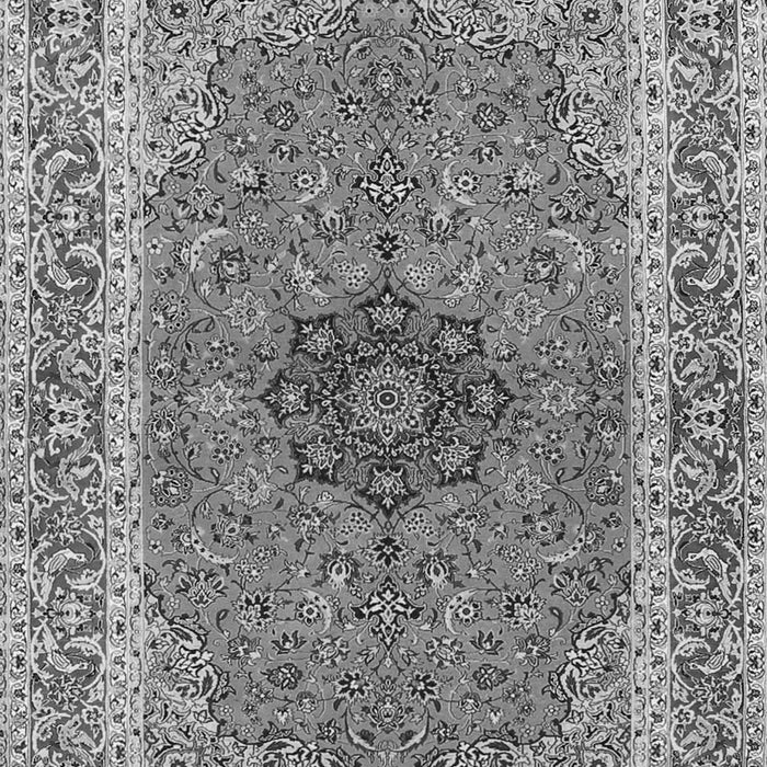 Serging Thickness of Machine Washable Persian Gray Traditional Rug, wshtr3199gry