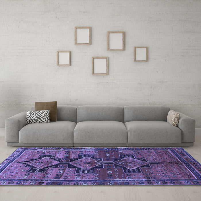 Machine Washable Persian Blue Traditional Rug in a Living Room, wshtr319blu