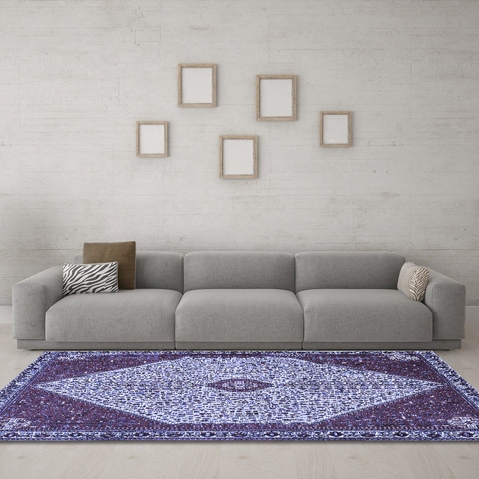 Machine Washable Persian Blue Traditional Rug in a Living Room, wshtr3201blu