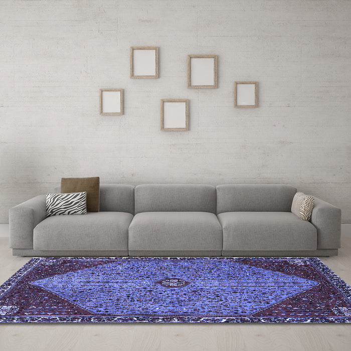 Machine Washable Persian Blue Traditional Rug in a Living Room, wshtr3203blu