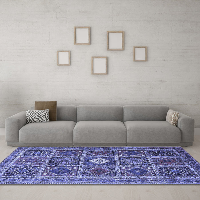 Machine Washable Persian Blue Traditional Rug in a Living Room, wshtr3207blu