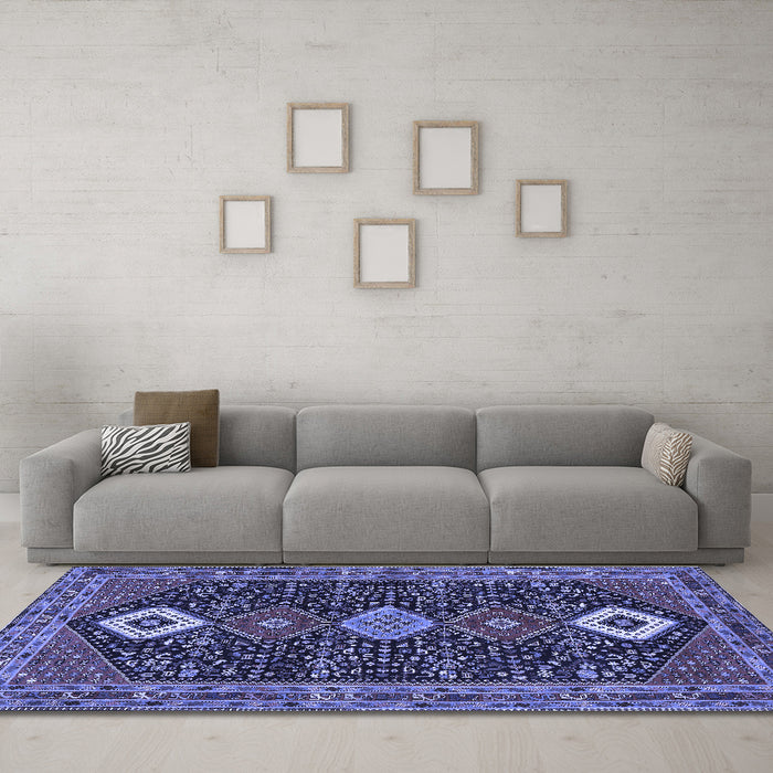 Machine Washable Persian Blue Traditional Rug in a Living Room, wshtr3209blu