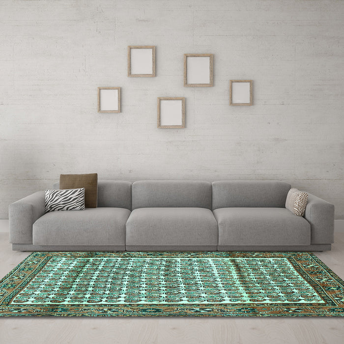Machine Washable Persian Turquoise Traditional Area Rugs in a Living Room,, wshtr320turq