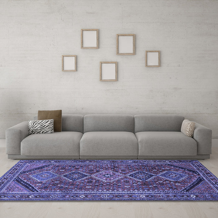 Machine Washable Persian Blue Traditional Rug in a Living Room, wshtr3210blu