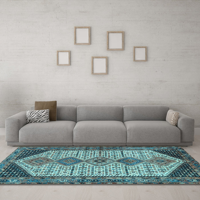 Machine Washable Persian Light Blue Traditional Rug in a Living Room, wshtr3211lblu