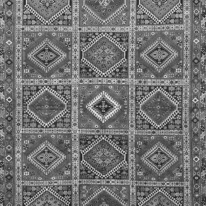 Serging Thickness of Machine Washable Persian Gray Traditional Rug, wshtr3212gry