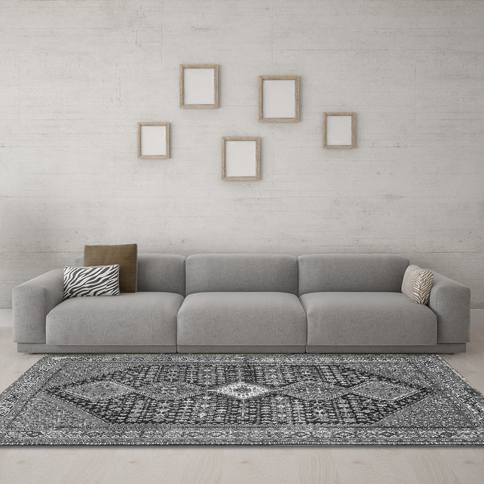 Machine Washable Persian Gray Traditional Rug in a Living Room,, wshtr3213gry
