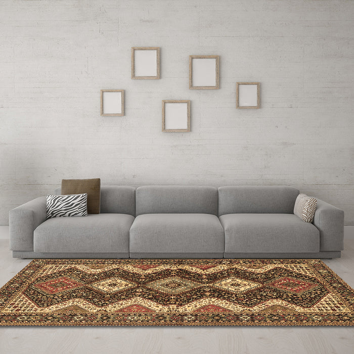 Machine Washable Persian Brown Traditional Rug in a Living Room,, wshtr3214brn