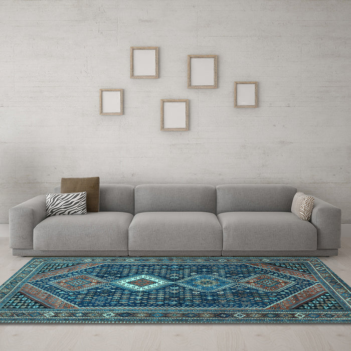 Machine Washable Persian Light Blue Traditional Rug in a Living Room, wshtr3216lblu