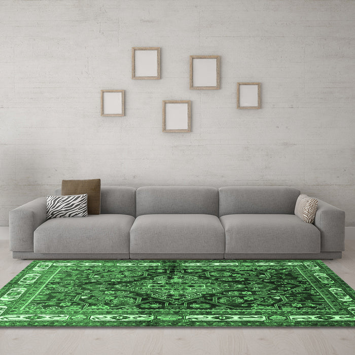 Machine Washable Persian Emerald Green Traditional Area Rugs in a Living Room,, wshtr321emgrn
