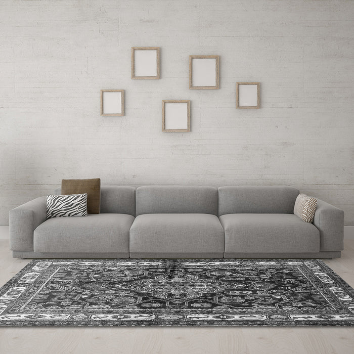 Machine Washable Persian Gray Traditional Rug in a Living Room,, wshtr321gry