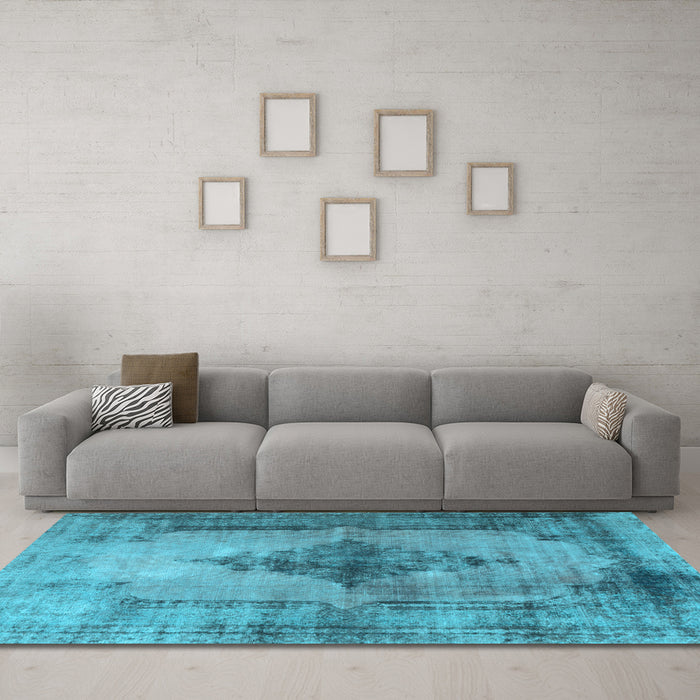 Machine Washable Persian Light Blue Traditional Rug in a Living Room, wshtr3225lblu