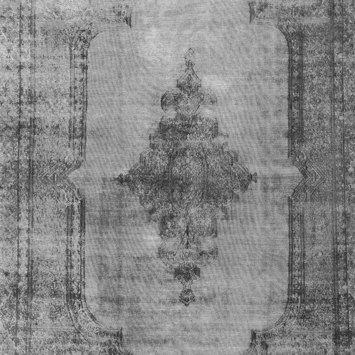 Serging Thickness of Machine Washable Persian Gray Traditional Rug, wshtr3225gry