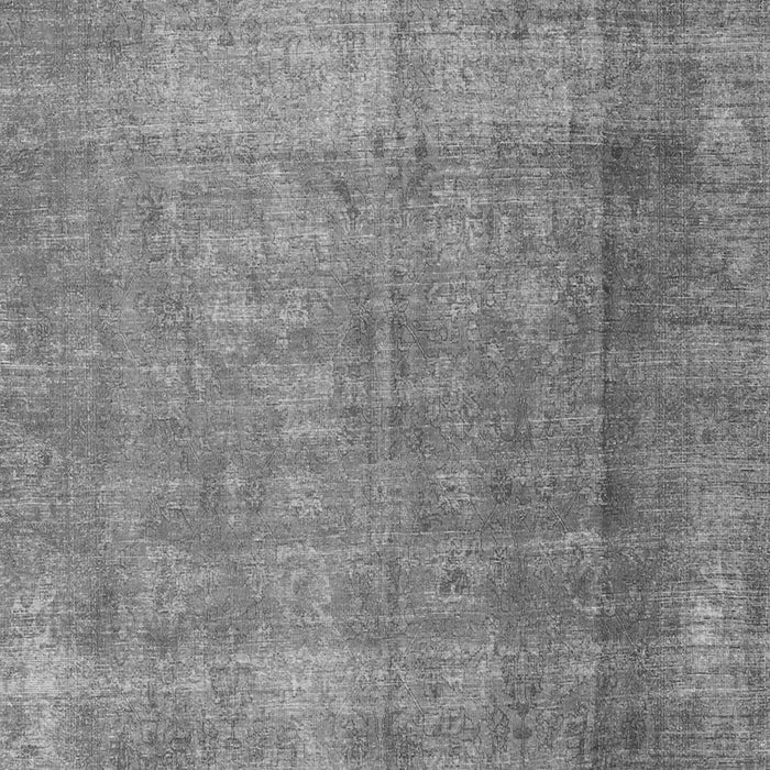 Serging Thickness of Machine Washable Persian Gray Traditional Rug, wshtr3227gry