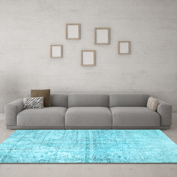 Machine Washable Persian Light Blue Traditional Rug in a Living Room, wshtr3229lblu