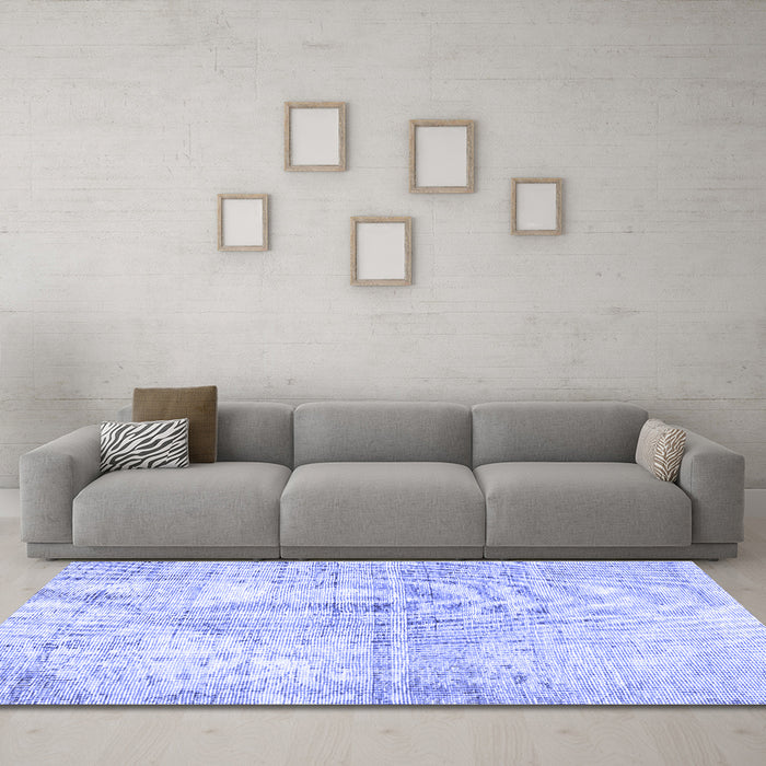 Machine Washable Persian Blue Traditional Rug in a Living Room, wshtr3229blu