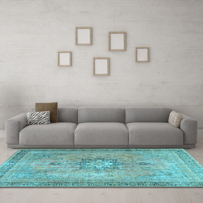 Machine Washable Persian Light Blue Traditional Rug in a Living Room, wshtr3232lblu