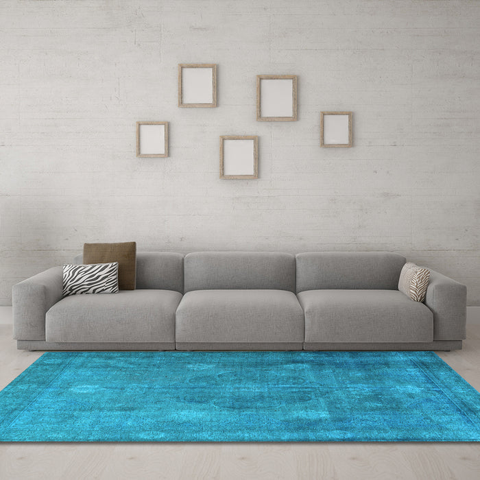Machine Washable Persian Light Blue Traditional Rug in a Living Room, wshtr3233lblu
