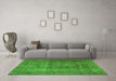 Machine Washable Persian Green Traditional Area Rugs in a Living Room,, wshtr3234grn