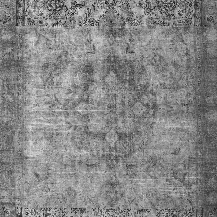 Serging Thickness of Machine Washable Persian Gray Traditional Rug, wshtr3236gry