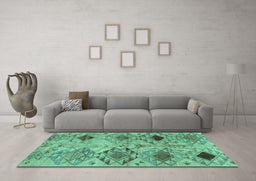 Machine Washable Persian Turquoise Traditional Area Rugs in a Living Room,, wshtr3238turq