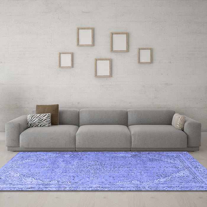 Machine Washable Persian Blue Traditional Rug in a Living Room, wshtr3239blu