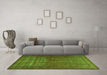 Machine Washable Persian Green Traditional Area Rugs in a Living Room,, wshtr3244grn