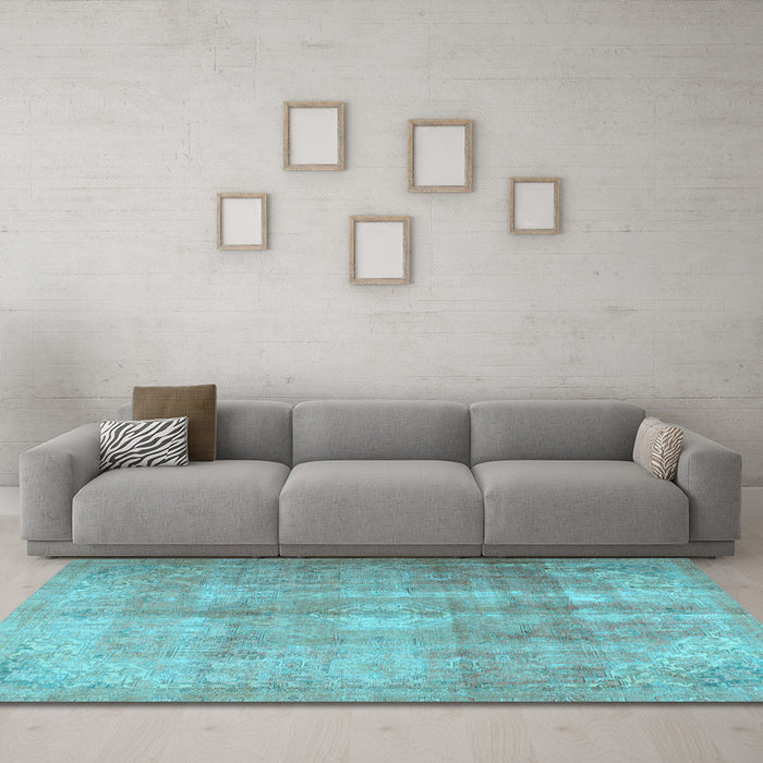 Machine Washable Persian Light Blue Traditional Rug in a Living Room, wshtr3245lblu