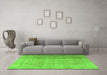 Machine Washable Persian Green Traditional Area Rugs in a Living Room,, wshtr3247grn