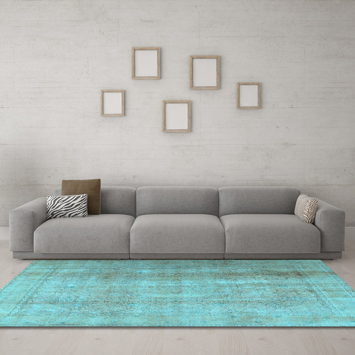 Machine Washable Persian Light Blue Traditional Rug in a Living Room, wshtr3247lblu