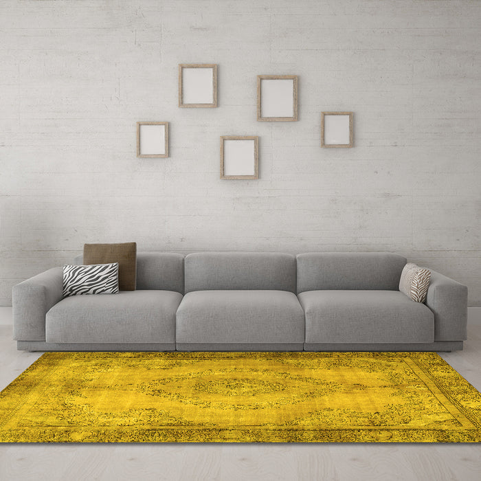 Machine Washable Persian Yellow Traditional Rug in a Living Room, wshtr3248yw
