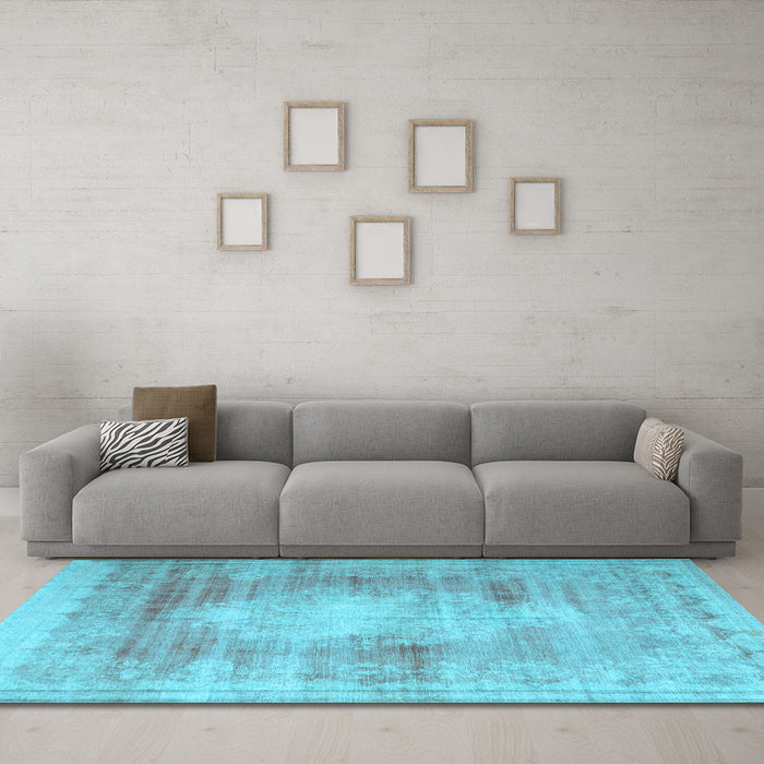 Machine Washable Persian Light Blue Traditional Rug in a Living Room, wshtr3254lblu