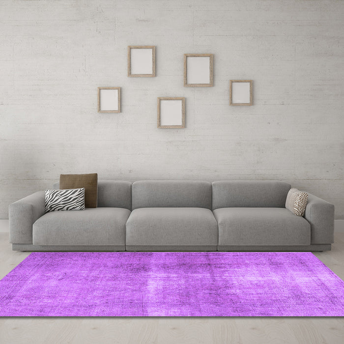 Machine Washable Persian Purple Traditional Area Rugs in a Living Room, wshtr3255pur