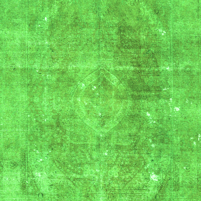 Serging Thickness of Machine Washable Persian Green Traditional Area Rugs, wshtr3259grn