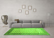 Machine Washable Persian Green Traditional Area Rugs in a Living Room,, wshtr325grn