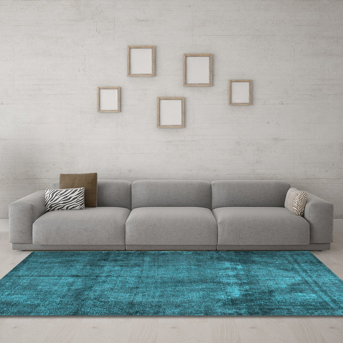 Machine Washable Persian Light Blue Traditional Rug in a Living Room, wshtr3260lblu