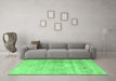 Machine Washable Persian Emerald Green Traditional Area Rugs in a Living Room,, wshtr3262emgrn