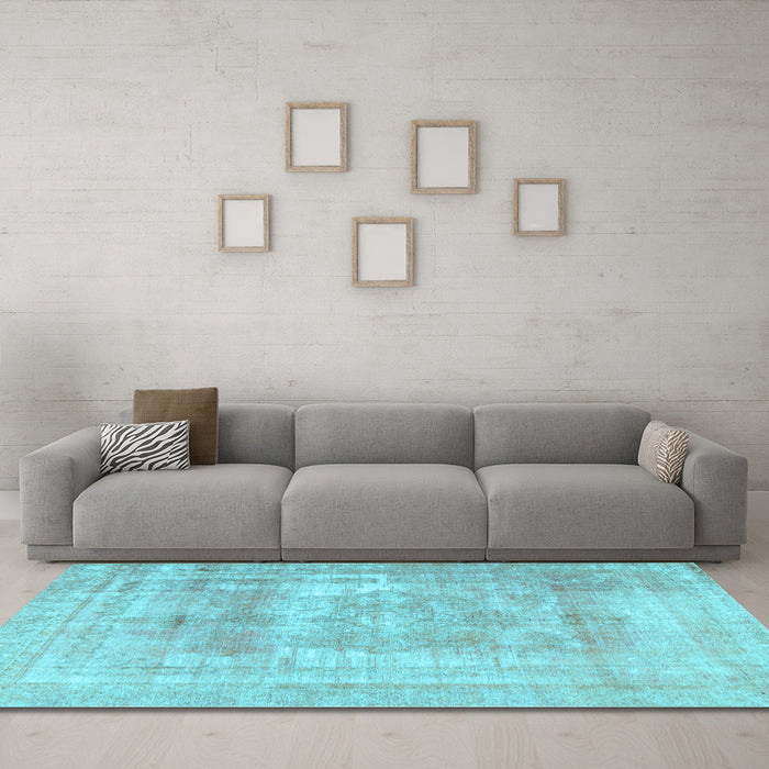 Machine Washable Persian Light Blue Traditional Rug in a Living Room, wshtr3263lblu