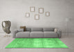 Machine Washable Persian Emerald Green Traditional Area Rugs in a Living Room,, wshtr3265emgrn