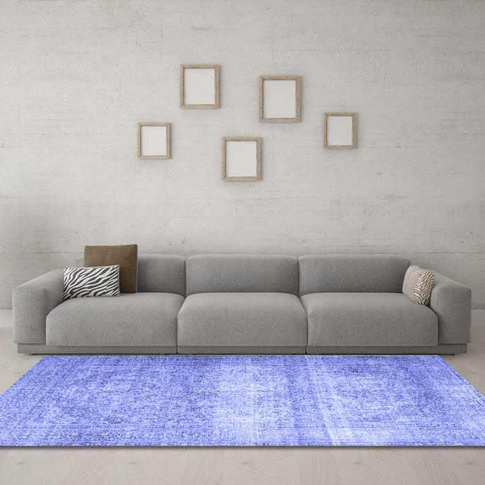 Machine Washable Persian Blue Traditional Rug in a Living Room, wshtr3265blu